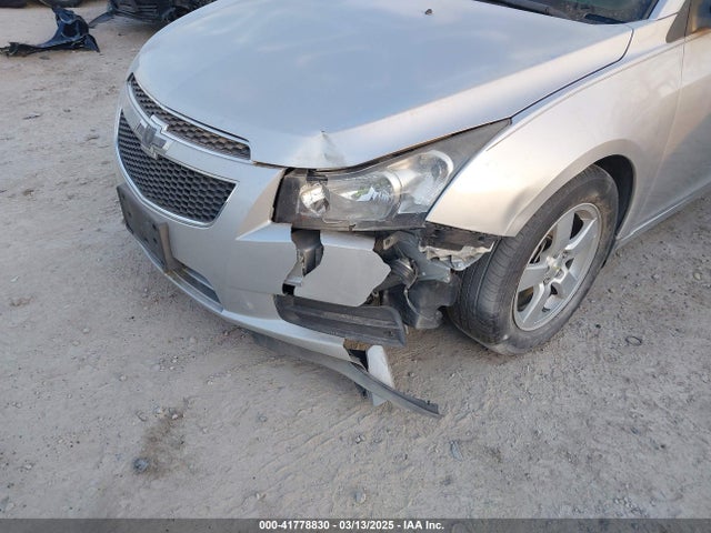 1G1PC5SB9E7399127 Chevrolet Cruze 1lt Auto