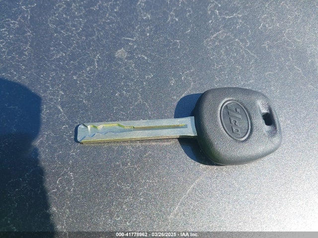 4T1B11HKXKU804864 Toyota CAMRY LE