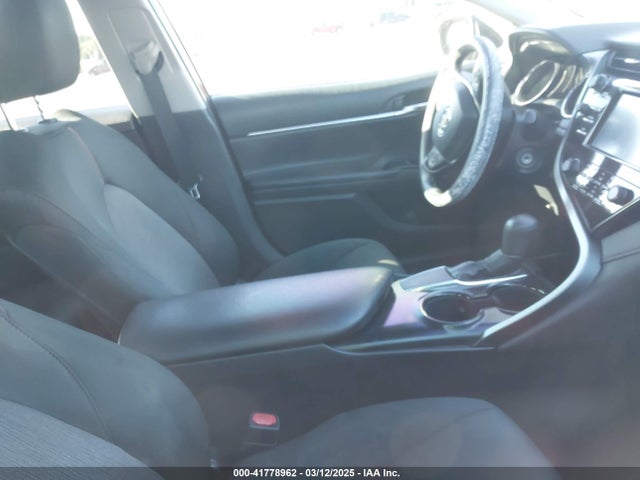 4T1B11HKXKU804864 Toyota CAMRY LE