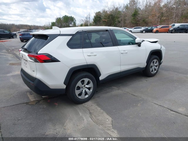 2T3K1RFV0NC207277 Toyota RAV4 LE