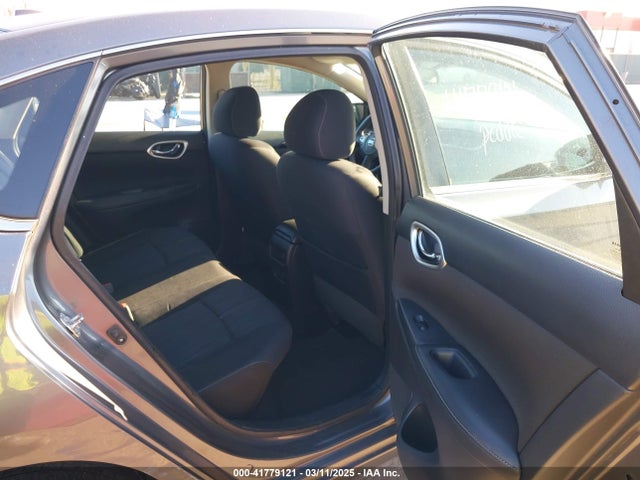 3N1AB7AP8HL661134 Nissan SENTRA SV