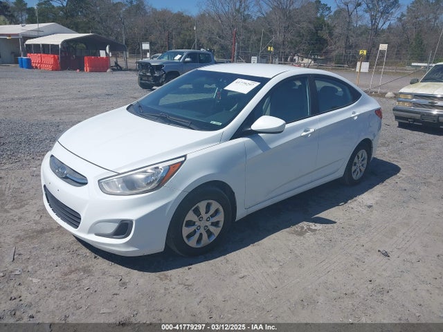 KMHCT4AE8HU291899 Hyundai ACCENT SE