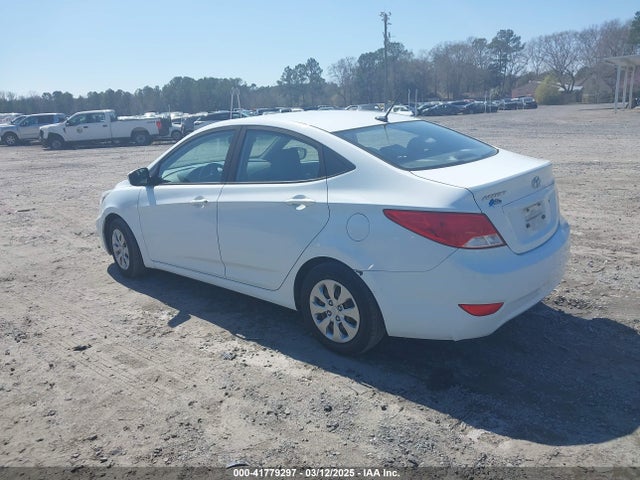 KMHCT4AE8HU291899 Hyundai ACCENT SE