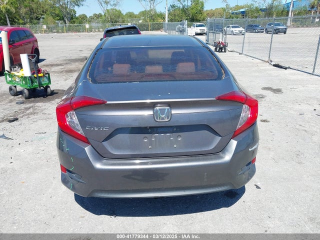 2HGFC2F56JH563682 Honda Civic Lx
