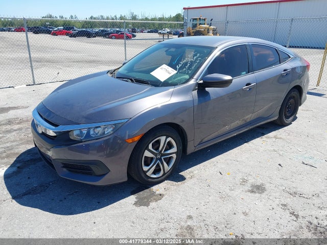 2HGFC2F56JH563682 Honda Civic Lx