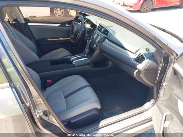 2HGFC2F56JH563682 Honda Civic Lx