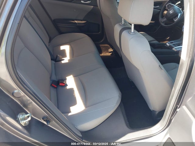 2HGFC2F56JH563682 Honda Civic Lx