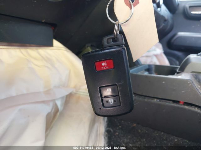 3TMCZ5AN7HM117660 Toyota Tacoma Trd Sport
