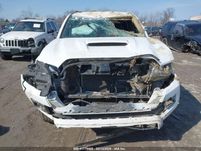 3TMCZ5AN7HM117660 Toyota Tacoma Trd Sport
