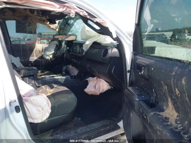 3TMCZ5AN7HM117660 Toyota Tacoma Trd Sport