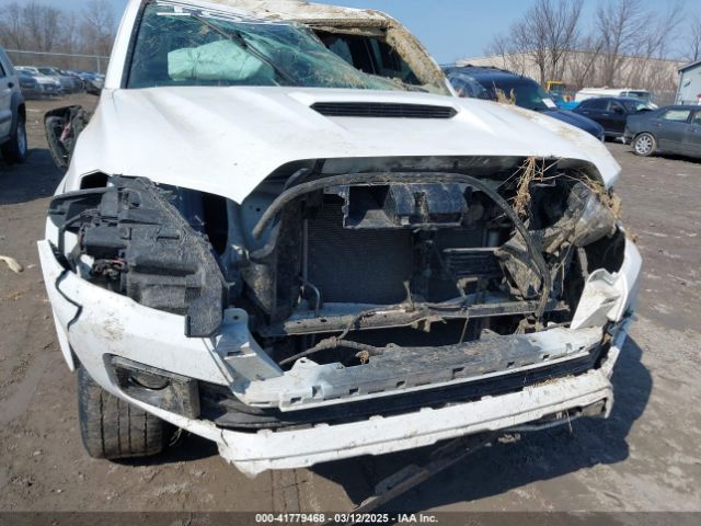 3TMCZ5AN7HM117660 Toyota Tacoma Trd Sport