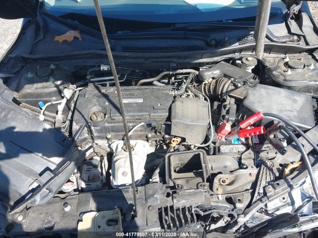 1HGCR2F38HA122578 Honda ACCORD LX