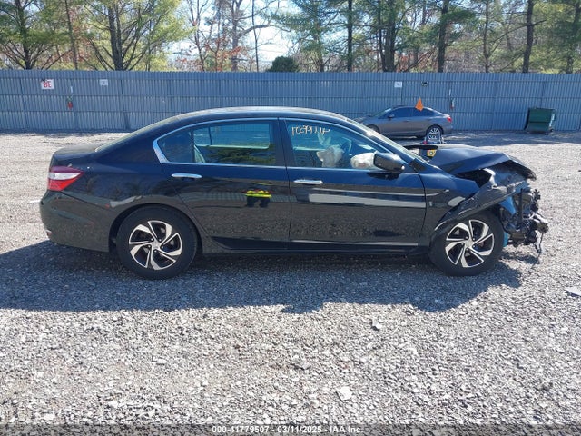 1HGCR2F38HA122578 Honda ACCORD LX