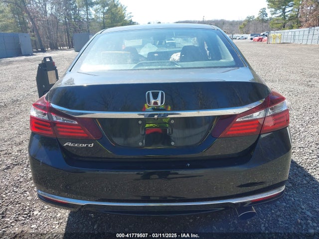 1HGCR2F38HA122578 Honda ACCORD LX