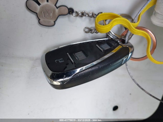 3GNAXHEV5KL214904 Chevrolet EQUINOX LS