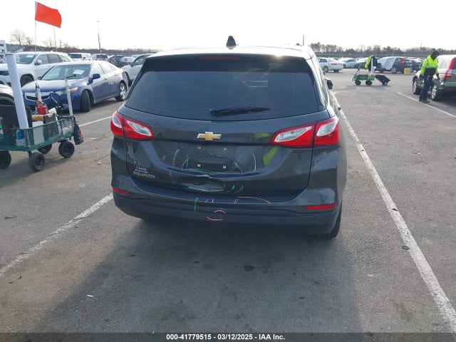 3GNAXHEV5KL214904 Chevrolet EQUINOX LS