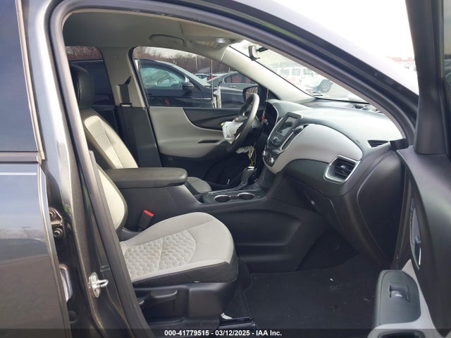 3GNAXHEV5KL214904 Chevrolet EQUINOX LS