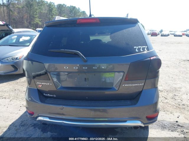 3C4PDDGG2JT371226 Dodge Journey Crossroad Awd