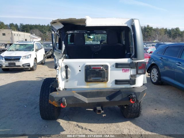 1C4AJWAG0GL241131 Jeep Wrangler Sport