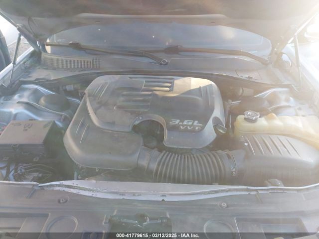 2C3CCAPG6GH167731 Chrysler 300c Platinum