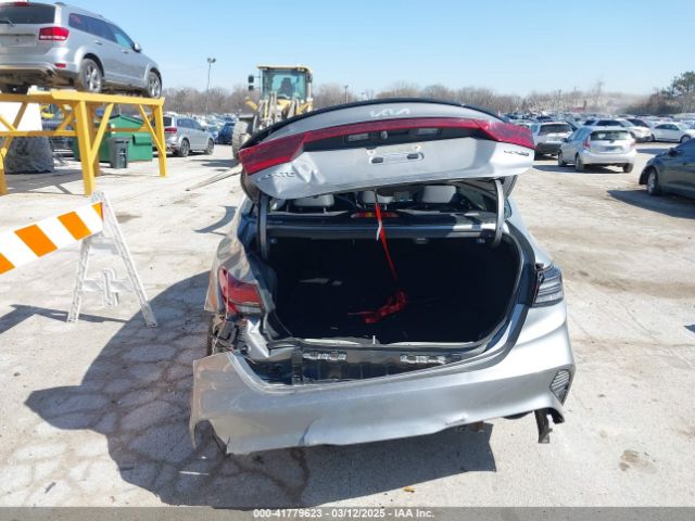 3KPF54AD0PE605223 KIA Forte Gt-line