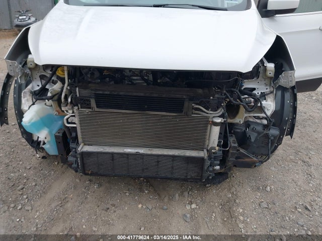 1FMCU9GD7HUA56550 Ford ESCAPE SE