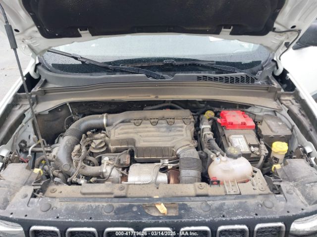 ZACNJDA1XNPN56686 Jeep Renegade Sport 4x4