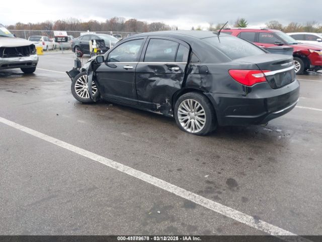 2013 CHRYSLER 200 1C3CCBCG7DN520735 Photo 2