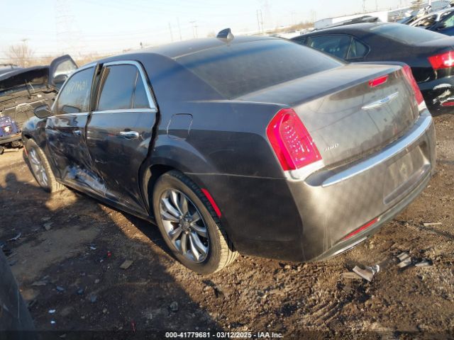 2020 CHRYSLER 300 2C3CCAKG5LH142031 Photo 2