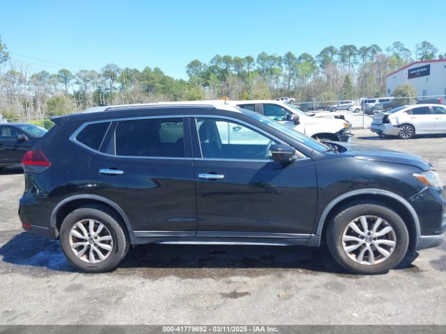 KNMAT2MV5JP562112 Nissan ROGUE SV
