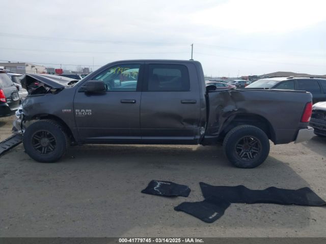 1C6RR7LT6KS609586 RAM 1500 Classic Slt