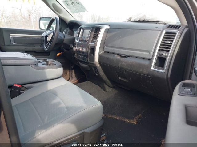 1C6RR7LT6KS609586 RAM 1500 Classic Slt