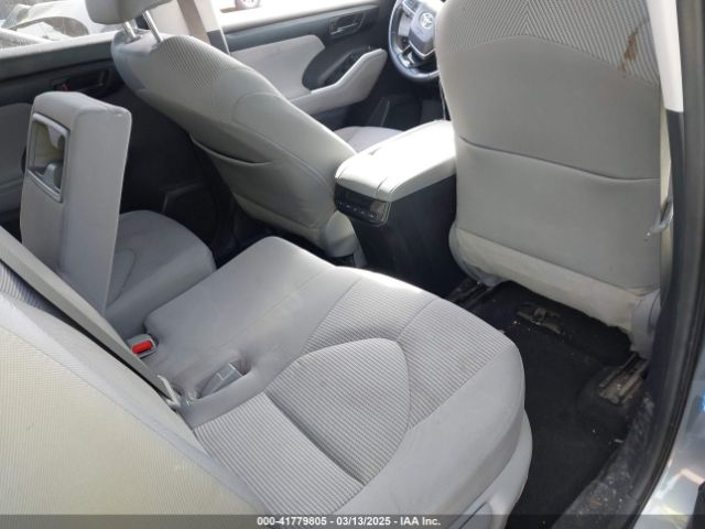 5TDZZRAH6MS034453 Toyota Highlander Le