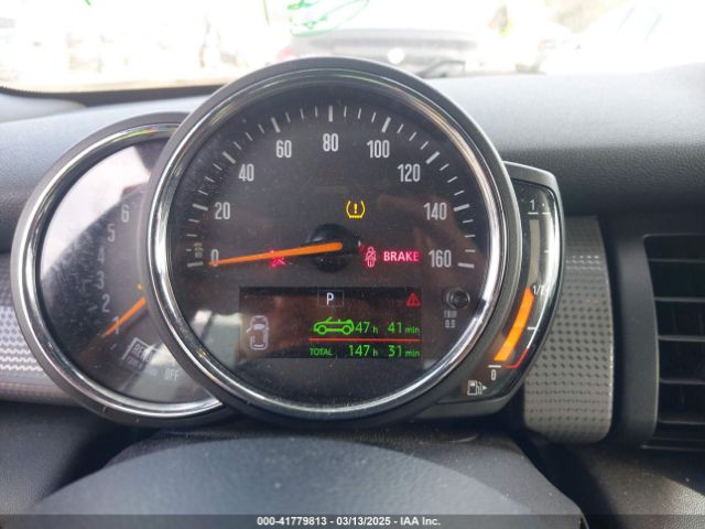 2019 MINI CONVERTIBLE WMWWG5C59K3F79792 Photo 6