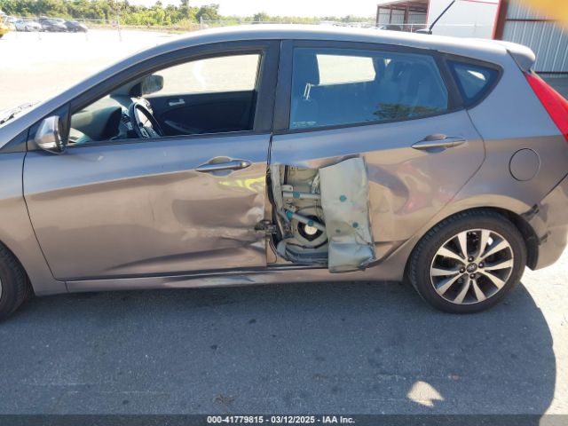 KMHCU5AE2HU364672 Hyundai Accent Sport