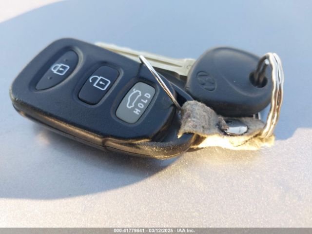 5NPDH4AE4FH618669 Hyundai ELANTRA SE