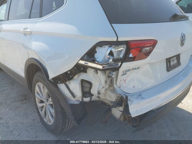 3VV2B7AX0JM178465 Volkswagen Tiguan 2.0t Se/2.0t Sel