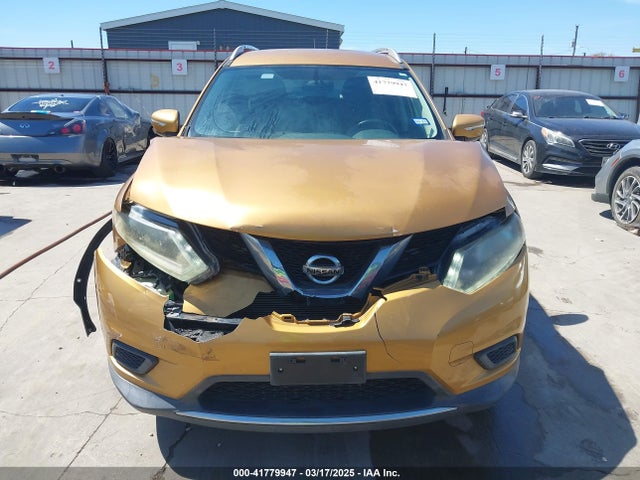 KNMAT2MT6FP510526 Nissan ROGUE SV