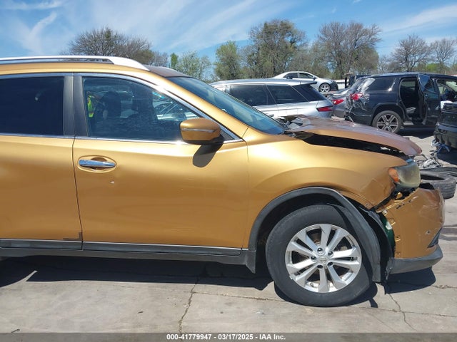 KNMAT2MT6FP510526 Nissan ROGUE SV