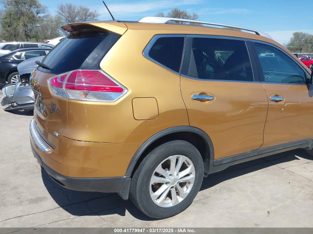KNMAT2MT6FP510526 Nissan ROGUE SV