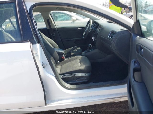 3VW267AJ1GM284752 Volkswagen Jetta 1.4t S
