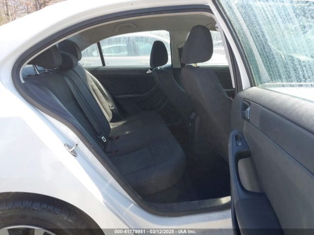 3VW267AJ1GM284752 Volkswagen Jetta 1.4t S