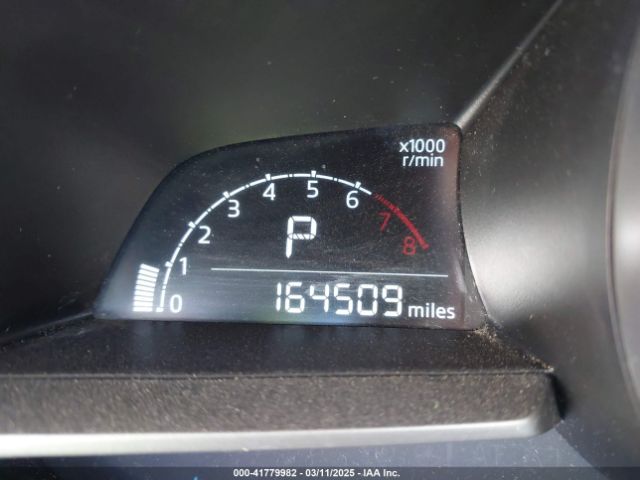 3MYDLBYV5KY520905 Toyota YARIS L