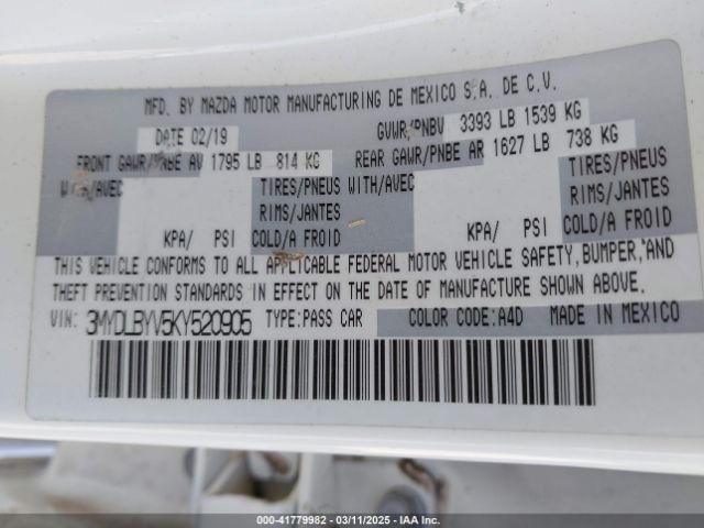 3MYDLBYV5KY520905 Toyota YARIS L