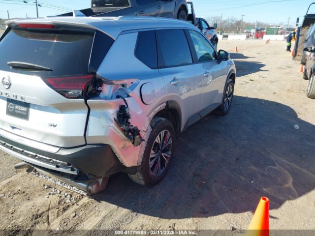 5N1BT3BA1PC814556 Nissan Rogue Sv Fwd