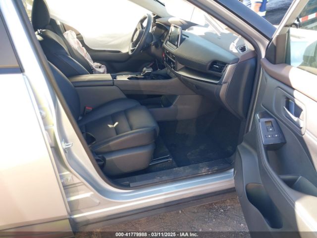 5N1BT3BA1PC814556 Nissan Rogue Sv Fwd