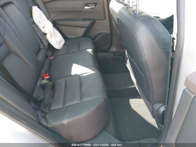 5N1BT3BA1PC814556 Nissan Rogue Sv Fwd