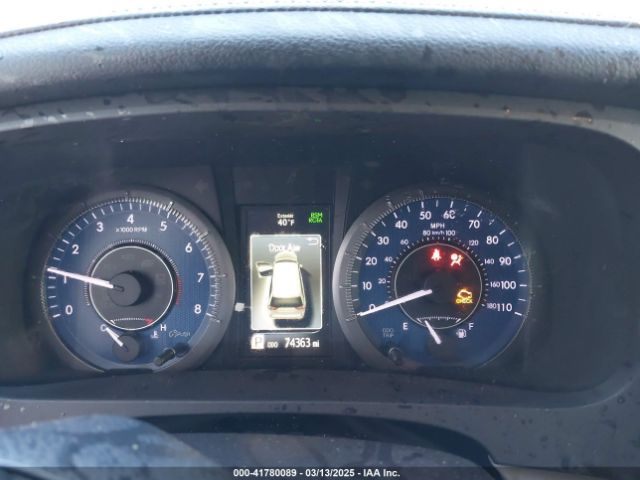 5TDYZ3DC5JS934443 Toyota Sienna Xle 8 Passenger