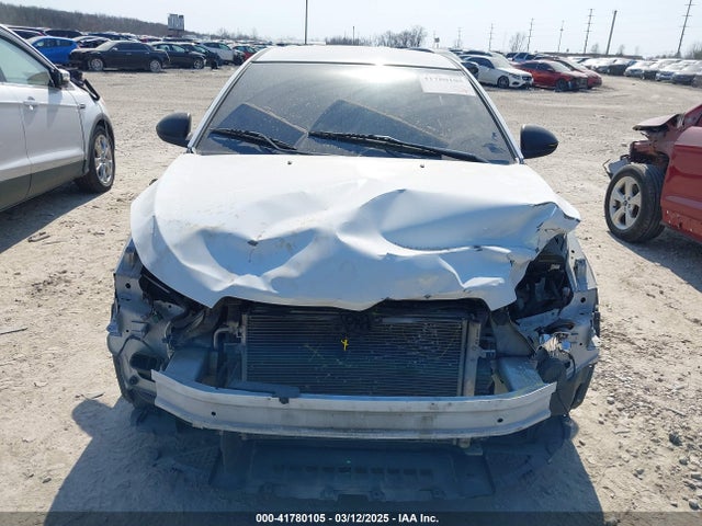 1G1PA5SH7F7259475 Chevrolet Cruze Ls Auto