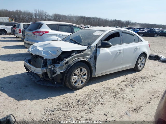 1G1PA5SH7F7259475 Chevrolet Cruze Ls Auto
